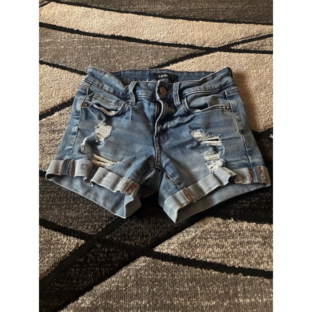 Aeropostale Low Rise Midi Denim Shorts Medium Wash Distressed Cuffed Size 00